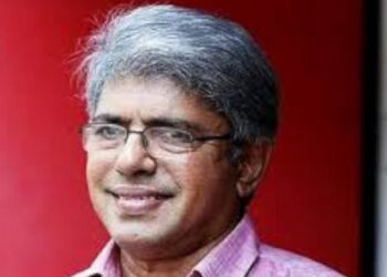 ഇനി മലയാളികളുടെ ആദരം വേണ്ട… എന്തിനും ഒരു പരിധിയില്ലേ? ആദരം താങ്ങാൻ ഇനി തനിക്ക് ശേഷിയില്ല, എന്നെ വെറുതേ വിടൂ… എനിക്ക് വയസായി, പൊതുവേദിയിൽ നിന്ന് എന്നേക്കുമായി പിൻവാങ്ങിയതായി ബാലചന്ദ്രൻ ചുള്ളിക്കാട്