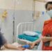 പബ്ലിസിറ്റി നേടാൻ കുടില തന്ത്രമിറക്കി ബിജെപി!! ആശുപത്രിയിൽ കഴിയുന്ന രോഗിക്ക് 10 രൂപയുടെ ബിസ്കറ്റ് നൽകി ബിജെപി വനിതാ നേതാവിന്റെ ഫോട്ടോ ഷൂട്ട്, പിന്നാലെ അതേ ബിസ്കറ്റ് തിരിച്ചുവാങ്ങി അടുത്തയാൾക്കരികിലേക്ക്- വീഡിയോ വൈറൽ