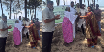കുഴുപ്പിള്ളി കടൽത്തീരത്തിന് കാവലായി കണ്ടൽക്കാടുകൾ: സംരക്ഷണ പ്രവർത്തനങ്ങൾക്ക് തുടക്കമായി