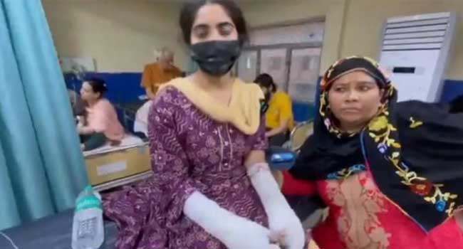 അത് ആസിഡല്ല, മകൾ ടോയ്ലറ്റ് ക്ലീനർ സ്വയം കൈകളിൽ ഒഴിച്ചത്!! വിദ്യാർത്ഥിനിക്ക് നേരെയുണ്ടായ ആസിഡ് ആക്രമണം അച്ഛനും മകളും ചേർന്ന് നടത്തിയ നാടകം!! യുവാവിനെ മനപൂർവം കുടുക്കാനുള്ള ശ്രമം, പിന്നിൽ പെൺകുട്ടിയുടെ പിതാവിനെതിരെ നൽകിയ പീഡന പരാതി, പിതാവ് കസ്റ്റഡിയിൽ, മകളും പ്രതി