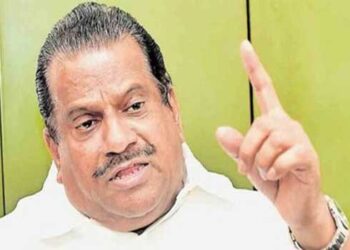 ‘‘സൂക്ഷിച്ച് നടന്നാൽ മതി, ഇപ്പോൾ മൂക്കിന്റെ പാലമേ പോയിട്ടുള്ളൂ!! ഷാഫിക്കെതിരെ ഭീഷണി പ്രസം​ഗവുമായി ഇപി ജയരാജൻ