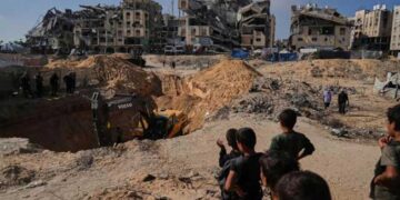 ‘അവർ ഒരു സൈനികനെ കൊന്നു, അതിനാൽ തിരിച്ചടിച്ചു, അങ്ങനെ വേണം;… ഇസ്രയേലിനെ പിന്താങ്ങി ട്രംപ്!! ഗാസയിൽ ഇസ്രയേൽ നടത്തിയ വ്യോമാക്രമണത്തിൽ കുട്ടികളക്കം 20 മരണം