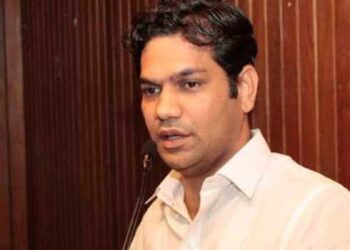 മെസിയെ ചാരി കേരളത്തിൽ ന‌ടന്നത് ദുരൂഹ ബിസിനസ് ഡീൽ, കലൂർ സ്റ്റേഡിയത്തിൽ അവകാശവാദം ഉന്നയിക്കുന്ന സ്പോൺസർ ആൻറോ അഗസ്റ്റിൻറെ നിലപാട് സംശയകരം, കലൂർ സ്റ്റേഡിയം നവീകരണത്തിന്റെ മറവിൽ നടന്നത് അനധികൃത മരംമുറി- ഹൈബി ഈഡൻ എംപി