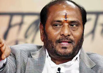 വിരലടയാളം പതിപ്പിച്ച്  സ്വത്ത് തട്ടിയടുക്കാൻ ബാൽ താക്കറെയുടെ മൃതദേഹം സൂക്ഷിച്ചുവച്ചു, ഉദ്ധവ് താക്കറെയ്ക്കെതിരെ ​ഗുരുതര ആരോപണവുമായി ശിവസേനാ നേതാവ്, വൈകാതെ കൂടുതൽ വെളിപ്പെടുത്തലുണ്ടാകും, ഭാര്യയുടെ പേരിൽ ഡാൻസ് ബാർ നടത്തുന്നയാളുടെ വാക്കിന് പുല്ല് വില കൊടുക്കില്ലെന്ന് ഉദ്ധവ് പക്ഷം എംഎൽഎ