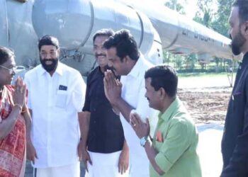 പ്രസിഡന്റിന്റെ ഹെലികോപ്റ്റർ താഴ്ന്നാൽ എന്താ പ്രശ്നം? ഹെലികോപ്റ്റർ മുകളിലോട്ടല്ലേ ഉയരുന്നത്?- എംഎൽഎ കെ.യു. ജനീഷ് കുമാർ