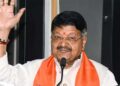 നാണമില്ലേ, സ്ത്രീകളുടെ സുരക്ഷ ഉറപ്പാക്കുന്നതിനു പകരം, ഇരകളെ കുറ്റപ്പെടുത്തുന്ന മാനസികാവസ്ഥ അറപ്പുളവാക്കുന്നു- കോൺഗ്രസ്!! സംഭവം നടന്നുകഴിഞ്ഞു, എല്ലാ കളിക്കാർക്കും നമുക്കുമുള്ള ഒരു പാഠമാണിത്, പുറത്തിറങ്ങുമ്പോൾ ശ്രദ്ധിക്കണം, നടുറോഡിൽ ഓസ്ട്രേലിയൻ ക്രിക്കറ്റ് താരങ്ങൾക്കുനേരെയുണ്ടായ ലൈംഗികാതിക്രമത്തിൽ പോലീസിനെ സംരക്ഷിച്ച് മന്ത്രി