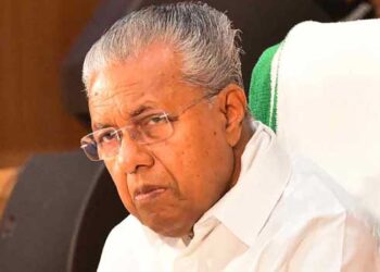 പ്രത്യേകിച്ച് കാരണമൊന്നുമില്ല, വിദേശത്തു പോകണ്ട അത്രതന്നെ!! മുഖ്യമന്ത്രിയുടെ ഗൾഫ് പര്യടനത്തിന് അനുമതി നിഷേധിച്ച് കേന്ദ്രം, പര്യടനം നിശ്ചയിച്ചിരുന്നത് ഒക്ടോബർ 19 മുതൽ