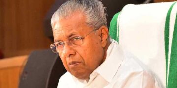 പ്രത്യേകിച്ച് കാരണമൊന്നുമില്ല, വിദേശത്തു പോകണ്ട അത്രതന്നെ!! മുഖ്യമന്ത്രിയുടെ ഗൾഫ് പര്യടനത്തിന് അനുമതി നിഷേധിച്ച് കേന്ദ്രം, പര്യടനം നിശ്ചയിച്ചിരുന്നത് ഒക്ടോബർ 19 മുതൽ