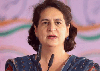 എസ്‌ഐആറിനെ എവിടെയും കോണ്‍ഗ്രസ് രൂക്ഷമായി തന്നെ എതിര്‍ക്കും ഒരു സംശയവും വേണ്ടെന്ന് പ്രിയങ്ക ; പിഎം ശ്രീയില്‍ ഇടതുസര്‍ക്കാര്‍ രണ്ടുവള്ളത്തില്‍ കാലു വെയ്ക്കരുത് ;സിപിഐഎം ബിജെപി ധാരണ