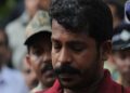 കൊടി സുനിയും സംഘവും പുറത്തായാലും അകത്തായാലും രാജകീയ ജീവിതം!! ഉപയോഗിക്കാൻ മൊബൈൽ ഫോൺ, കാശിന് ജയിലിനകത്ത് കഞ്ചാവ് കച്ചവടം, വിൽപന കൊടി സുനി, കിർമ്മാണി മനോജ്, ബ്രിട്ടോ എന്നിവർ ചേർന്ന്, പ്രതികളെ തവനൂർ സെൻട്രൽ ജയിലിലേക്ക് മാറ്റണമെന്ന് ജയിൽ സൂപ്രണ്ടിന്റെ അപേക്ഷ
