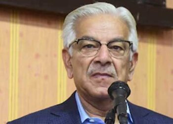 ‘ഞങ്ങൾക്ക് ഭീഷണിയായ 7000 ഭീകരരെ നിങ്ങൾ വച്ചുപൊറുപ്പിക്കുന്നുണ്ട്, മതി, മതി, ക്ഷമയ്ക്കു പരിധികളുണ്ട്, തീവ്രവാദികൾക്ക് അഭയം നൽകുന്നവരും അവരെ സഹായിക്കുന്നവരും അതിന്റെ അനന്തരഫലങ്ങൾ അനുഭവിക്കാൻ തയാറിയിക്കോ’… താലിബാന് മുന്നറിയിപ്പുമായി ഖ്വാജ ആസിഫ്