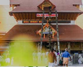 പ്രായമായവർ, ഭിന്നശേഷിക്കാർ, ഗർഭിണികൾ, അമ്മമാർ എന്നിവർക്ക് പ്രത്യേക പരിഗണന നൽകണം; ദർശന സമയം കൂട്ടണം, ഗുരുവായൂർ ക്ഷേത്ര ദർശനത്തിൽ നിർണായക പ്രഖ്യാപനവുമായി ഹൈക്കോടതി