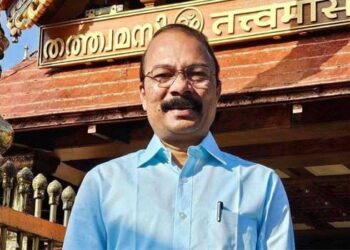 ശബരിമലയിൽ നടന്നത് കോടതി അടക്കമുള്ള നിയമസംവിധാനങ്ങളെ കബളിപ്പിക്കാനുള്ള നാടകം!! 2024 മുതൽ 25 വരെ പിഎസ് പ്രശാന്തിന്റെ നേതൃത്വത്തിലുള്ള ദേവസ്വം ബോർഡ് നടത്തിയ നടപടികൾ അതീവ ദുരൂഹം- ഹൈക്കോടതി, പിഎസ് പ്രശാന്തിനെതിരെ നടപടിക്കു സാധ്യത