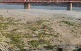 80% കൃഷിയും നാശത്തിന്റെ വക്കിൽ; വരണ്ടുണങ്ങി പാകിസ്താൻ, സിന്ധു നദീജല കരാർ മരവിപ്പിച്ചതോടെ  പ്രതിസന്ധി രൂക്ഷം