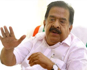 യഥാർത്ഥ സൂത്രധാരന്മാർ മന്ത്രിമാർ; ശബരിമല സ്വർണക്കൊള്ളയിൽ അന്വേഷണം വ്യാപിപ്പിക്കണമെന്ന് രമേശ് ചെന്നിത്തല