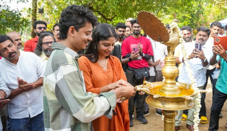 സംഗീത് പ്രതാപ്-ഷറഫുദീൻ ചിത്രം “ഇറ്റ്സ് എ മെഡിക്കൽ മിറക്കിൾ” പൂജ