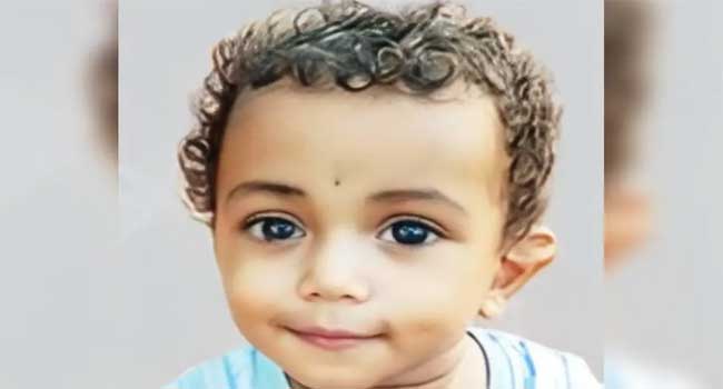 അച്ഛൻ കുളിക്കാൻ പോയപ്പോൾ കൂടെയിറങ്ങിയ ഒരു വയസുകാരന് മൂർഖന്റെ കടിയേറ്റ് ദാരുണാന്ത്യം!! കുഞ്ഞിനെ കടിച്ചത് പാമ്പാണെന്ന് തിരിച്ചറിഞ്ഞത് മഞ്ചേരി മെഡിക്കൽ കോളേജിലെത്തിച്ചപ്പോൾ…