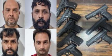 പാക് ഐഎസ്ഐയുമായി ബന്ധമുള്ള ആയുധക്കടത്ത് സംഘം പിടിയിൽ!! പാക്കിസ്ഥാനിൽ നിന്ന് ആയുധങ്ങൾ പഞ്ചാബിലേക്ക് കടത്തുന്നത് ഡ്രോൺ ഉപയോ​ഗിച്ച്, 4 പേർ അറസ്റ്റിൽ, 10 തോക്ക്, വെടിയുണ്ടകൾ കണ്ടെത്തി, ഗുണ്ടാസംഘങ്ങൾക്ക് ആയുധങ്ങളെത്തിക്കുന്നതും പ്രതികൾ- പോലീസ്