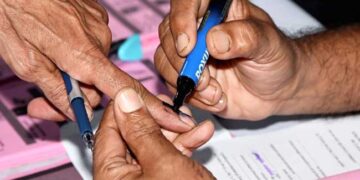 ഹാട്രിക് വിജയം തേടി തേജസ്വി യാദവ്… ബിഹാറിൽ ആദ്യഘട്ട വോട്ടെടുപ്പ് ആരംഭിച്ചു!! 121 മണ്ഡലങ്ങളിലായി 1,314 സ്ഥാനാർഥികൾ