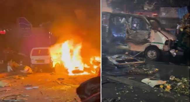 ഡൽഹി ചെങ്കോട്ട മെട്രോ സ്‌റ്റേഷന് സമീപം ഉ​ഗ്രസ്‌ഫോടനം!! നിർത്തിയിട്ടിരുന്ന രണ്ടുകാറുകൾ ഒരേസമയം പൊട്ടിത്തെറിച്ചു, പിന്നാലെ മറ്റുവാഹനങ്ങളിലേക്ക് തീപടർന്നു, 9 മരണം, ഒരാളുടെ മൃതദേഹം ചിഹ്നിച്ചിതറിയ നിലയിൽ, 25 പേർക്ക് പരുക്ക്, 8 പേരുടെ നില ​ഗുരുതരം, സ്ഫോടനം നടന്നതു രാജ്യത്തെ ഏറ്റവും വലിയ മാർക്കറ്റുകളിൽ ഒന്നായ ചാന്ദ്നി ചൗക്കിനു സമീപം – വീഡിയോ