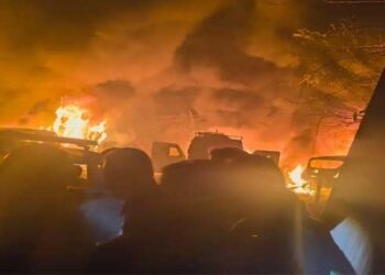 ഫരീദാബാദിൽ നിന്ന് പിടിച്ചെടുത്ത സ്‌ഫോടകവസ്തുക്കൾ പരിശോധിക്കുന്നതിനിടെ പൊട്ടിത്തെറിച്ച് 7 മരണം, 30 പേർക്ക് പരുക്ക്, 5 പേരുടെ നില ​ഗുരുതരം!! കൊല്ലപ്പെട്ടത് ഫോറൻസിക് ഉദ്യോഗസ്ഥരും തഹസിൽദാരടക്കമുള്ള ഉദ്യോ​ഗസ്ഥരും, പോലീസ് സ്റ്റേഷനും വാഹനങ്ങളും പൂർണ്ണമായും കത്തിയമർന്നു, പൊട്ടൊത്തെറിച്ചത് അമോണിയം നൈട്രേറ്റ്?