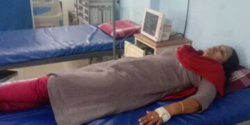 ജോലി ഭാരവും അധിക സമ്മർദവും, ടാർജെറ്റ് തികയ്ക്കാൻ രാത്രി വൈകിയും ഫോം വിതരണം ചെയ്യാൻ പോകും, ബിഎൽഒ കുഴഞ്ഞുവീണു