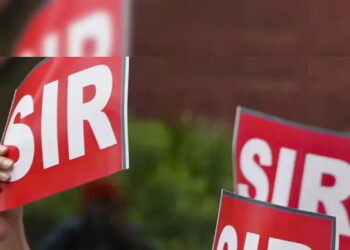 ഈ അടിമപ്പണി ദയവ് ചെയ്ത് നിര്‍ത്തണം, സമനില തെറ്റിയ അവസ്ഥയിലാണ്, തെരഞ്ഞെടുപ്പ് കമ്മിഷന്‍ തങ്ങളെ ചൂഷണം ചെയ്യുകയാണ്, ഈ ജോലിയില്‍ നിന്ന് തന്നെ ഒഴിവാക്കണം, ഇല്ലെങ്കില്‍ വിഷം കഴിച്ച് ആത്മഹത്യ ചെയ്യുമെന്ന് ബിഎല്‍ഒ