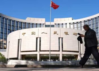 വർഷങ്ങളായി ചൈനീസ് വായ്പകളുടെ അപകടങ്ങളെ കുറിച്ച് ലോക രാജ്യങ്ങൾക്ക് മുന്നറിയിപ്പ് ക്ലാസുകൾ… പക്ഷെ, ചൈനയുടെ ഏറ്റവും വലിയ കടക്കാരൻ അമേരിക്ക തന്നെ!! വായ്പയെടുത്തത് 20,000 കോടി ഡോളർ