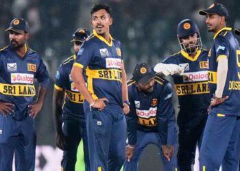 പാക്കിസ്ഥാനിൽ കളിക്കാൻ പോയതാണെങ്കിൽ കളിച്ചിട്ട് വന്നാൽമതി!! പരമ്പര കളിക്കാതെ നാട്ടിലേക്ക് മടങ്ങിയാൽ നടപടി… പാക് ബോംബ് സ്‌ഫോടനത്തിന്റെ പശ്ചാത്തലത്തിൽ പര്യടനം റദ്ദാക്കാനൊരുങ്ങുന്ന താരങ്ങൾക്കു മുന്നറിയിപ്പുമായി ലങ്കൻ ക്രിക്കറ്റ് ബോർഡ്