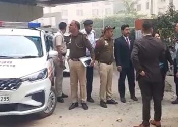 പേടിക്കണ്ട, അത് സ്ഫോടനമല്ല, ബസിന്റെ ടയർ പൊട്ടിയത്… ഡൽഹിയൽ ഇന്നുരാവിലെയുണ്ടായ സ്ഫോടന ശബ്ദത്തിന് സ്ഥിരീകരണം