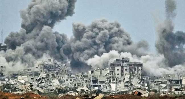 ഹമാസ് അംഗങ്ങളെ സുരക്ഷിതമായി കടന്നുപോകാൻ അനുവദിക്കില്ല- നെതന്യാഹു!! ഗാസയിലെ ഇസ്രയേലിൻറെ നയം വ്യക്തമാണ്, ഗാസയെ നിരായുധീകരിക്കും. ഹമാസ് അംഗങ്ങളെ ഇല്ലാതാക്കും, ഹമാസിൻറെ ടണലുകൾ തകർക്കും- മുന്നറിയിപ്പുമായി ഇസ്രയേൽ പ്രതിരോധ മന്ത്രി