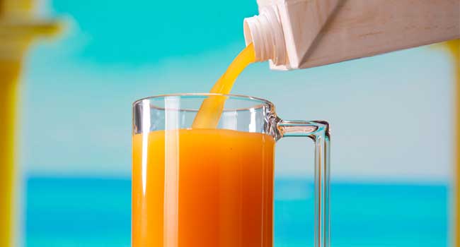 മരുന്ന് നിറച്ചുവച്ചത് ജ്യൂസ് കുപ്പിയിൽ!! പത്തും ആറും വയസുള്ള സഹോദരങ്ങൾ ജ്യൂസെന്നു കരുതി എടുത്തുകുടിച്ചത് കന്നുകാലികളുടെ കുളമ്പ് രോഗത്തിനുള്ള മരുന്ന്, രുചിവ്യത്യാസം തോന്നി തുപ്പിക്കളഞ്ഞെങ്കിലും കുട്ടികളുടെ വായിലും തൊണ്ടയിലും പൊള്ളൽ, അപകടനില തരണംചെയ്തു