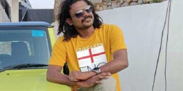 വർഷം 2006, മഞ്ഞുമ്മലിൽ നിന്ന് കൊടൈക്കനാലിലേക്ക് ടൂർ പോയ പത്തംഗ സംഘത്തിൽപ്പെട്ട ഒരാൾ ഗുണ പോയിന്റിൽ 600 അടി താഴ്ച്ചയുള്ള കൊക്കയിലേക്ക് പതിച്ചു, 87 അടി താഴ്ച്ചയിൽ തങ്ങി നിന്ന അയാളെ സുഹൃത്തുക്കൾ ജീവിതത്തിലേക്ക് കൈപിടിച്ചുകയറ്റി… ബോക്സോഫിസിൽ തകർത്തോടിയ മഞ്ഞുമൽ ബോയിസിലെ യഥാർഥ നായകൻ സുഭാഷ് ഇനി കോൺ​ഗ്രസ് സ്ഥാനാർഥി