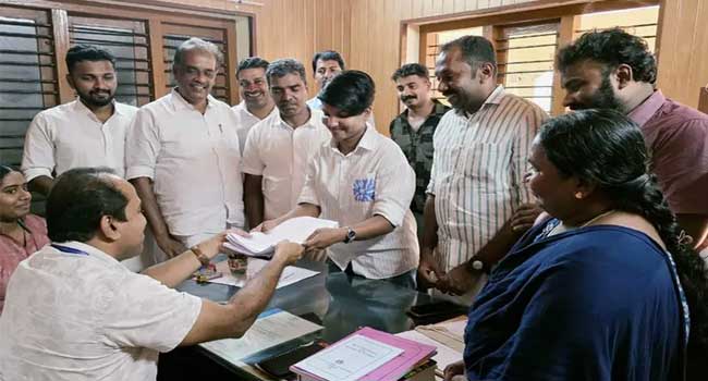 ‘മാനസികമായി തളർന്നുനിന്ന സമയത്ത് കൂടെനിന്ന് ആശ്വസിപ്പിച്ച മിവ ജോളി കുടുംബാംഗം തന്നെ’!! കെഎസ്‌യു സംസ്ഥാന ജനറൽ സെക്രട്ടറിക്ക് തെരഞ്ഞെടുപ്പിൽ മത്സരിക്കാൻ കെട്ടിവെക്കാനുള്ള തുക നൽകി ഷഹബാസിന്റെ പിതാവ്