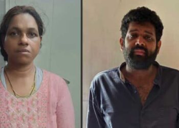 അമ്മ തലയിടിച്ചുവീണതെന്ന് മകൾ, ശബരിമലയ്ക്ക് പോകാൻ തയാറായി 27 കാരൻ കാമുകൻ!! സ്വർണം തട്ടിയെടുക്കാൻ 45 കാരി മകളും അയൽക്കാരൻ കാമുകനും ചേർന്ന് അമ്മയെ ക്രൂരമായി കൊലപ്പെടുത്തി മൃതദേഹം രാത്രി പറമ്പിൽ ഉപേക്ഷിച്ചു