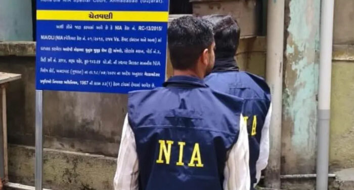 ചെങ്കോട്ട സ്ഫോടനത്തില് പങ്ക്, എംബിബിഎസ് വിദ്യാര്ത്ഥിയെ ബംഗാളിലെത്തി അറസ്റ്റ് ചെയ്ത് എന്ഐഎ, ഡിജിറ്റല് ഉപകരണങ്ങള് പിടിച്ചെടുത്തു, ഉമര് നബിയുടെ രണ്ട് സുഹൃത്തുക്കളും കസ്റ്റഡിയില്