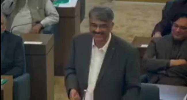 ‘‘നിങ്ങൾ ബലൂചിസ്ഥാനെ രക്തത്തിൽ മുക്കുന്നത് തുടർന്നാൽ ഞങ്ങൾ ഇന്ത്യയെ ചെങ്കോട്ട മുതൽ കശ്മീർവരെ ആക്രമിക്കുമെന്നു പറഞ്ഞിരുന്നു, ഞങ്ങൾ അത് ചെയ്തു”… അസംബ്ലിയിൽ അവകാശവാദമുന്നയിച്ച് പാക്ക് രാഷ്ട്രീയ നേതാവ്