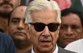 ഇസ്ലാമാബാദിലെ സ്‌ഫോടനം താലിബാന്റെ സന്ദേശം; യുദ്ധത്തിന് പൂര്‍ണസജ്ജമെന്ന് പാക് പ്രതിരോധ മന്ത്രി