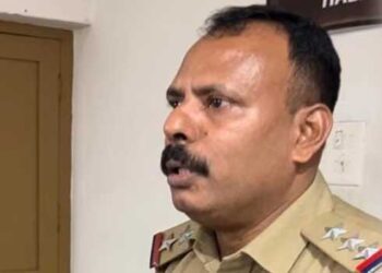 ചെർപുളശേരി എസ്എച്ച്ഒ പോലീസ് ക്വാർട്ടേഴ്സിലെ ഫാനിൽ തൂങ്ങിമരിച്ച നിലയിൽ