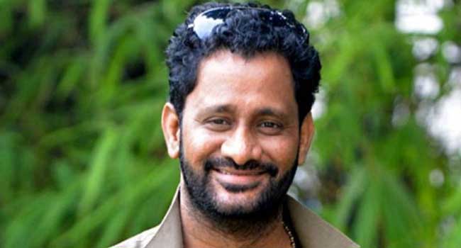 ഉത്തരവിനെക്കുറിച്ച് അറിയിപ്പു കിട്ടിയത് രാത്രി എട്ടുമണിക്ക്, മറ്റൊന്നും അറിയില്ല- റസൂൽ പൂക്കുട്ടി!! റസൂൽ പൂക്കുട്ടി ചലച്ചിത്ര അക്കാദമി ചെയർമാനായി സ്ഥാനമേറ്റെടുക്കുന്ന ചടങ്ങിൽ നിന്ന് പ്രേംകുമാർ വിട്ടുനിന്നു