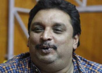 കേരളത്തിന്റെ മുഖ്യമന്ത്രിക്ക് ഹാലൂസിനേഷൻ!! ഇന്നും അദ്ദേഹം പറഞ്ഞത് കേരളത്തിന്റെ ആരോഗ്യ മേഖല അമേരിക്കയെ കടത്തിവെട്ടി എന്നൊക്കെയാണ്. മെഡിക്കൽ കോളേജുകളുടെ ഉൾപ്പെടെ അവസ്ഥ എന്താണ്?, തദ്ദേശ തിരഞ്ഞെടുപ്പ് ഫലം നിയമസഭാ തിരഞ്ഞെടുപ്പ് ഫലത്തിനുള്ള ഇൻഡിക്കേറ്ററായി മാറും, – ഷിബു ബേബി ജോൺ