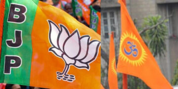 ആര്എസ്എസ് നേതാക്കള് തന്നെക്കുറിച്ച് അപവാദം പറഞ്ഞു പരത്തി, താന് ജയിക്കരുതെന്നാണ് അവരുടെ ആഗ്രഹം, ഒരു തരത്തിലും പിടിച്ചുനില്ക്കാന് കഴിയാത്തതുകൊണ്ടാണ് കടും കൈ ചെയ്തത്, ഗുരുതര ആരോപണവുമായി ആത്മഹത്യയ്ക്കു ശ്രമിച്ച ബിജെപി വനിതാ നേതാവ്