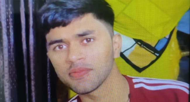 ‘അമ്മയും അച്ഛനും എന്നോട് ക്ഷമിക്കണം, നിങ്ങളുടെ സ്വപ്നങ്ങൾ പൂർത്തിയാക്കാൻ എനിക്ക് കഴിയില്ല, കടുത്ത മാനസിക സമ്മർദ്ദത്തിലാണ്, ഞാൻ എൻ്റെ സ്വന്തം ജീവിതം എടുക്കുകയാണ്’!! കുറിപ്പെഴുതിവച്ച് നീറ്റ് വിദ്യാർഥി ജീവനൊടുക്കി