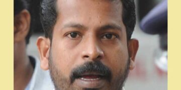 പ്രായമായി, മകനെ കാണാൻ അധികദൂരം യാത്ര ചെയ്യാനാകില്ല!! ടി.പി. വധക്കേസ് പ്രതി കൊടി സുനിയെ കണ്ണൂർ ജയിലിലേക്ക് മാറ്റണം- ആവശ്യവുമായി അമ്മ ഹൈക്കോടതിയിൽ, കോടതി സർക്കാരിൻ്റെ വിശദീകരണം തേടി