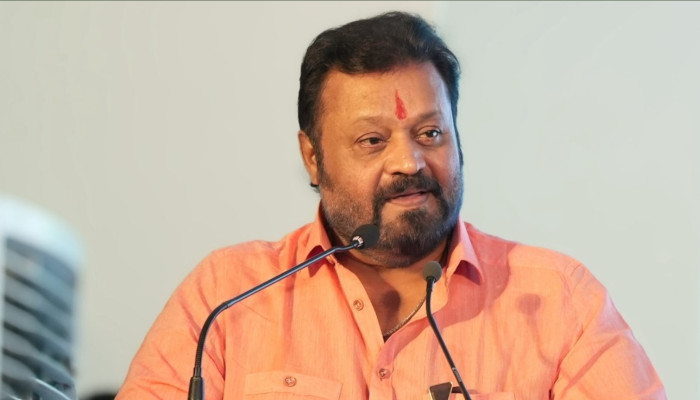 പതിനായിരം കോടി തരാന് റെയില്വേ തയ്യാറാണ്, വേണ്ടത് ഭൂമി മാത്രം, കോയമ്പത്തൂർ വരേയുള്ള മെട്രോ വരണം, റെയിൽവേയ്ക്ക് വേണ്ടി കഠിനാധ്വാനം ചെയ്യാനാണ് തന്റെ തീരുമാനമെന്ന് കേന്ദ്രമന്ത്രി സുരേഷ് ഗോപി