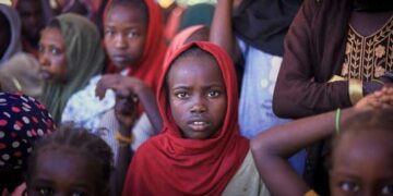 തെരുവുകളിൽ നിറയെ ശവശരീരങ്ങൾ, പുരുഷൻമാരെ മാറ്റിനിർത്തി വെടിയുതിർത്തു, സ്ത്രീകളെ അതിക്രൂj ലൈംഗിക അതിക്രമത്തിന് ഇരയാക്കി, ആഹാരമോ വെള്ളമോ വൈദ്യസഹായമോ ഇല്ലാതെ പതിനായിരങ്ങൾ കുടുങ്ങിക്കിടക്കുന്നു, സുഡാനിലെ സ്ഥിതി അതി ഭീകരം…റെഡ്ക്രോസ്