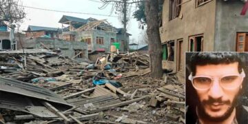 ‘ഇത് ഇന്ത്യയിൽ ഭീകരപ്രവർത്തനങ്ങളെ പിന്തുണയ്ക്കുന്നവർക്ക് സന്ദേശം… കല്ലിന്മേൽ കല്ല് ശേഷിക്കാതെ തച്ചുടയ്ക്കും’!! ചെങ്കോട്ടാ സ്ഫോടനക്കേസ് പ്രതി ഉമർ മുഹമ്മദ് വീട് സുരക്ഷാസേന തകർത്തു, ഒരിക്കൽ അക്കാദമിക് രംഗത്ത് മികവ് പുലർത്തിയ പ്രൊഫഷണൽ കഴിഞ്ഞ രണ്ട് വർഷമായി തീവ്രവാദിയായി- ഉദ്യോ​ഗസ്ഥർ