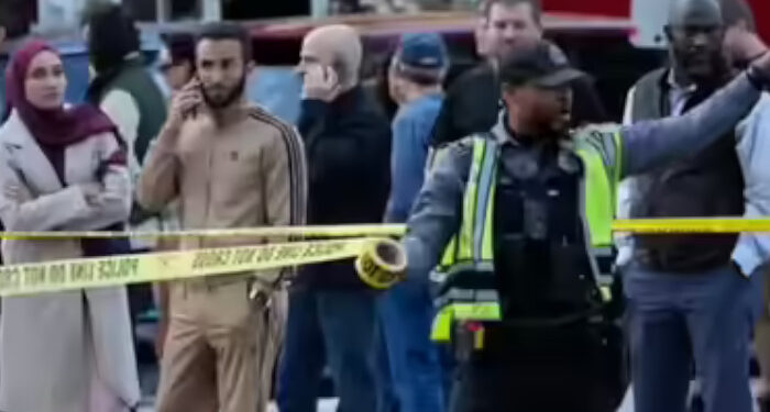 അവന്‍ വലിയ വില നല്‍കേണ്ടി വരും…  നാഷണൽ ഗാർഡും സൈനികരും മഹാന്‍മാര്‍, ഗാര്‍ഡ് അംഗങ്ങള്‍ക്ക് നേരെയുണ്ടായ വെടിവയ്പില്‍ പ്രതികരിച്ച് ട്രംപ്