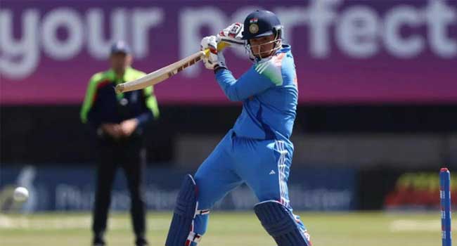 ‘പോയി പന്തെറിയടാ ചെക്കാ’… ആദ്യ ഓവറിലെ ആദ്യ പന്ത് ഫോർ, ഇന്നിങ്സിലെ രണ്ടാം ഓവറിലും ബൗണ്ടറി, മൂന്നാം ഓവറിലെ മൂന്നാം പന്തിൽ റൺസെടുക്കാത്തെ വൈഭവിനെ ചൊറിയാനെത്തിയ പാക് താരം ഉബൈദിനെ മാന്തിവിട്ട് താരം, അടുത്ത പന്തിൽ ബൗണ്ടറി പായിച്ച് മറുപടി