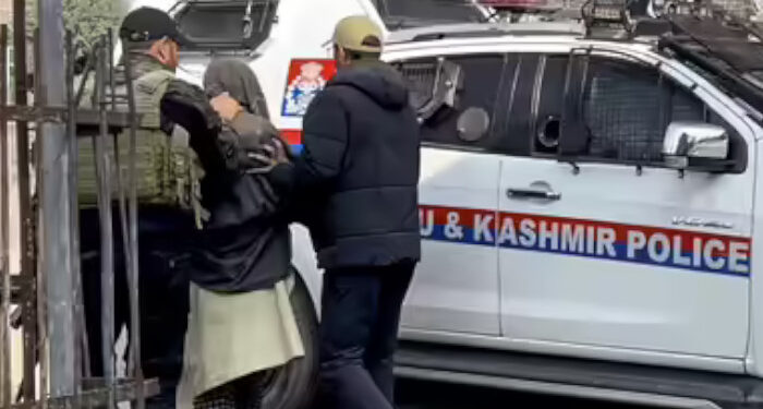 ഇന്ത്യ മുഴുവന്‍ സ്ഫോടനം നടത്താന്‍ ഗൂഢാലോചന, ലക്ഷക്കണക്കിന് രൂപയുടെ ആയുധങ്ങള്‍ വാങ്ങിക്കൂട്ടി, സ്‌ഫോടക വസ്തുക്കള്‍ സൂക്ഷിക്കാനായി ഡീപ് ഫ്രീസറുകളും, ഉമര്‍ ഐഇഡി തയ്യാറാക്കാന്‍ പരിശീലനം നേടിയത് ഓണ്‍ലൈനിലൂടെ